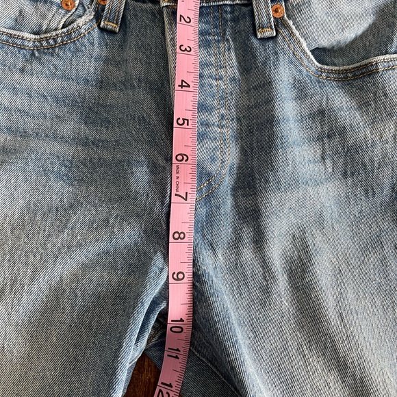 Levis Wedgie - Picture 5 of 10